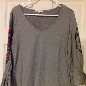 Hadwin Embroidered Tie Sleeve Knit Top